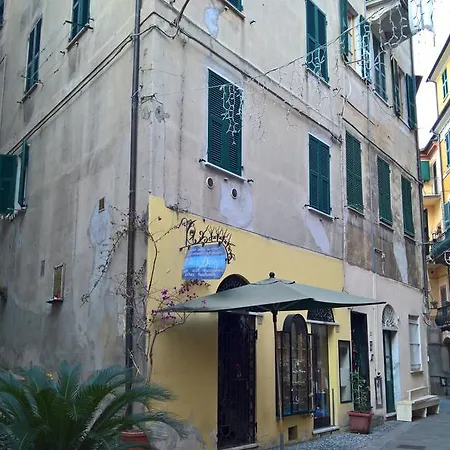 Monterosso Old Town Apartamento *